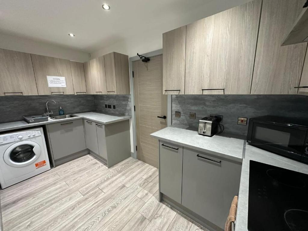 Serviced Ensuite Double - Near Greenwich Park - The O2 Arena - Nearby Transport Links To - New Cross Station - Lewisham Se14 Pensión